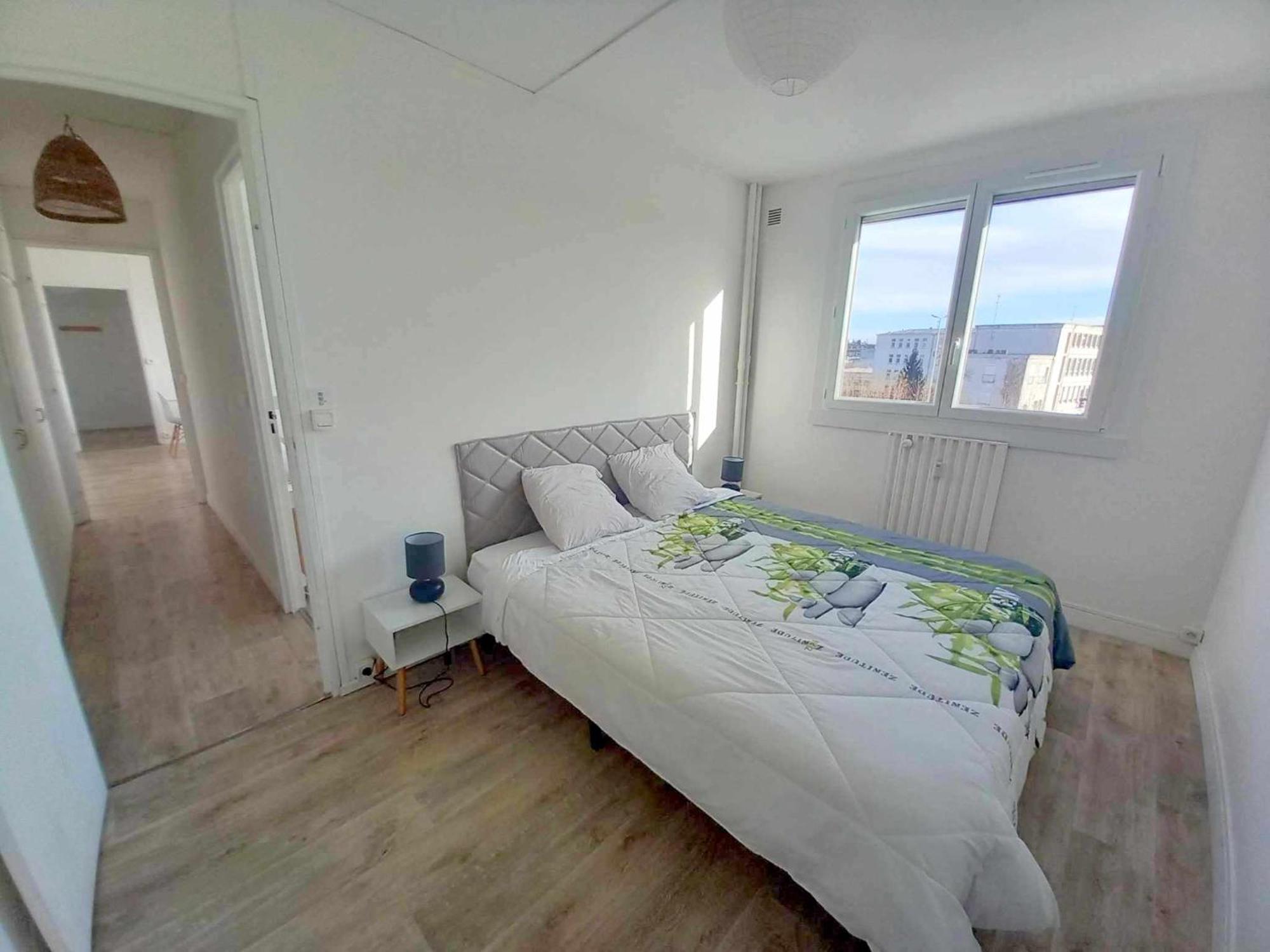 T3 57M2 Avec Balcon Proche Gare Sncf, Wifi Et Cafe Et The Offerts Apartment Orleans Exterior photo