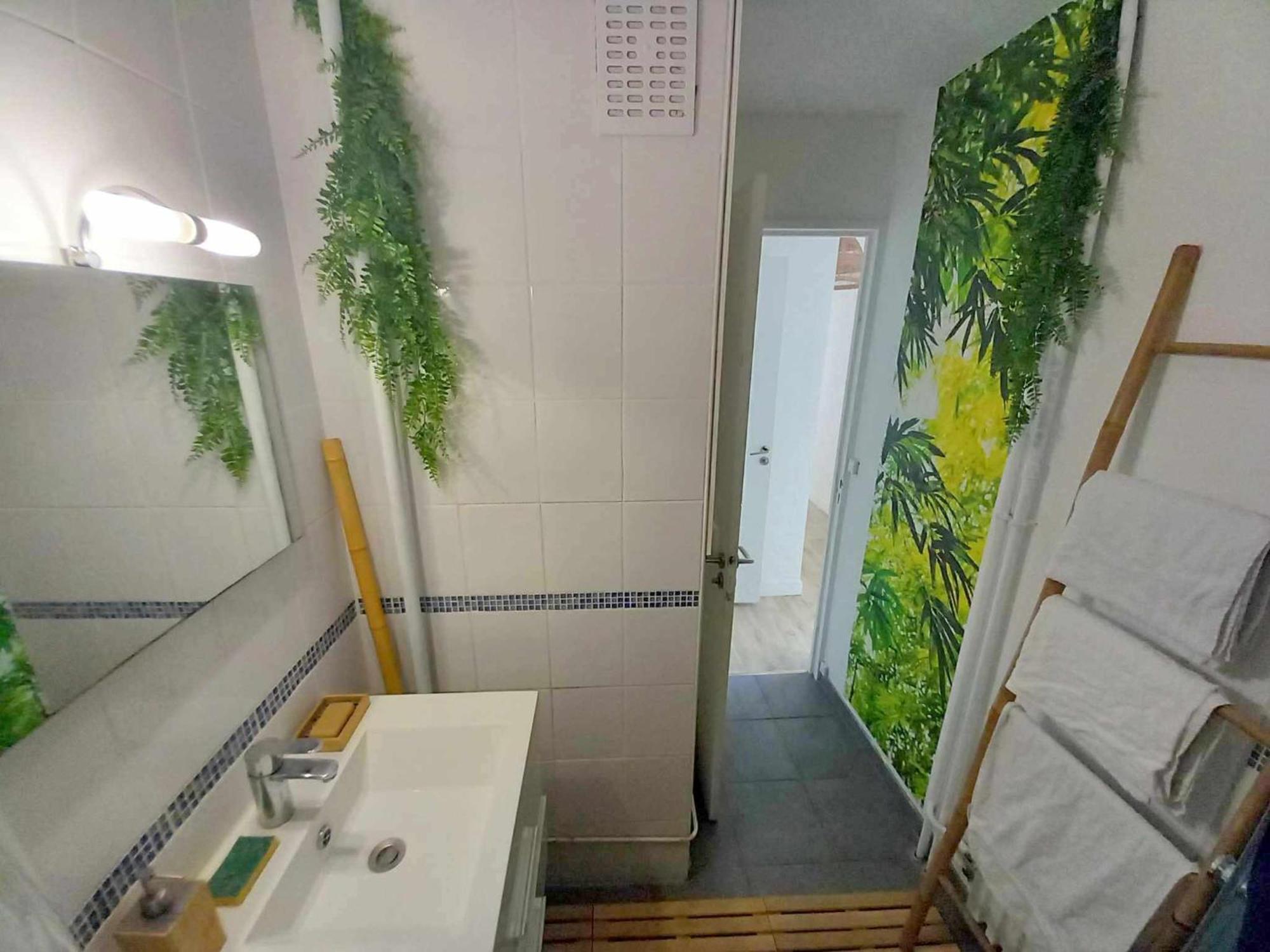 T3 57M2 Avec Balcon Proche Gare Sncf, Wifi Et Cafe Et The Offerts Apartment Orleans Exterior photo